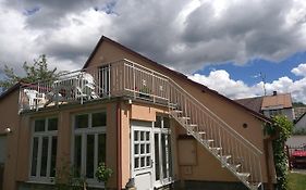 Apartman v zahrade